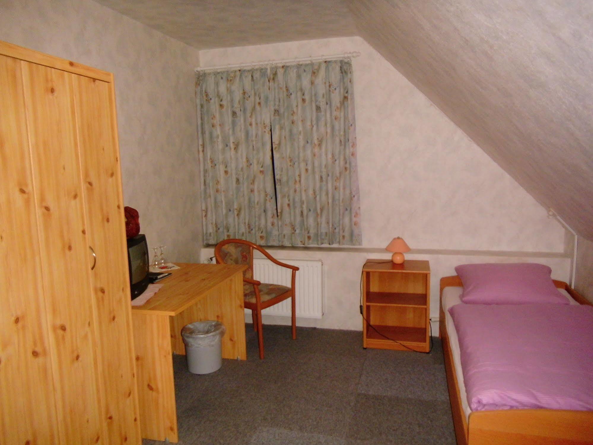 Hotel-Garni "Hof Von Hannover" Wittmund Zewnętrze zdjęcie