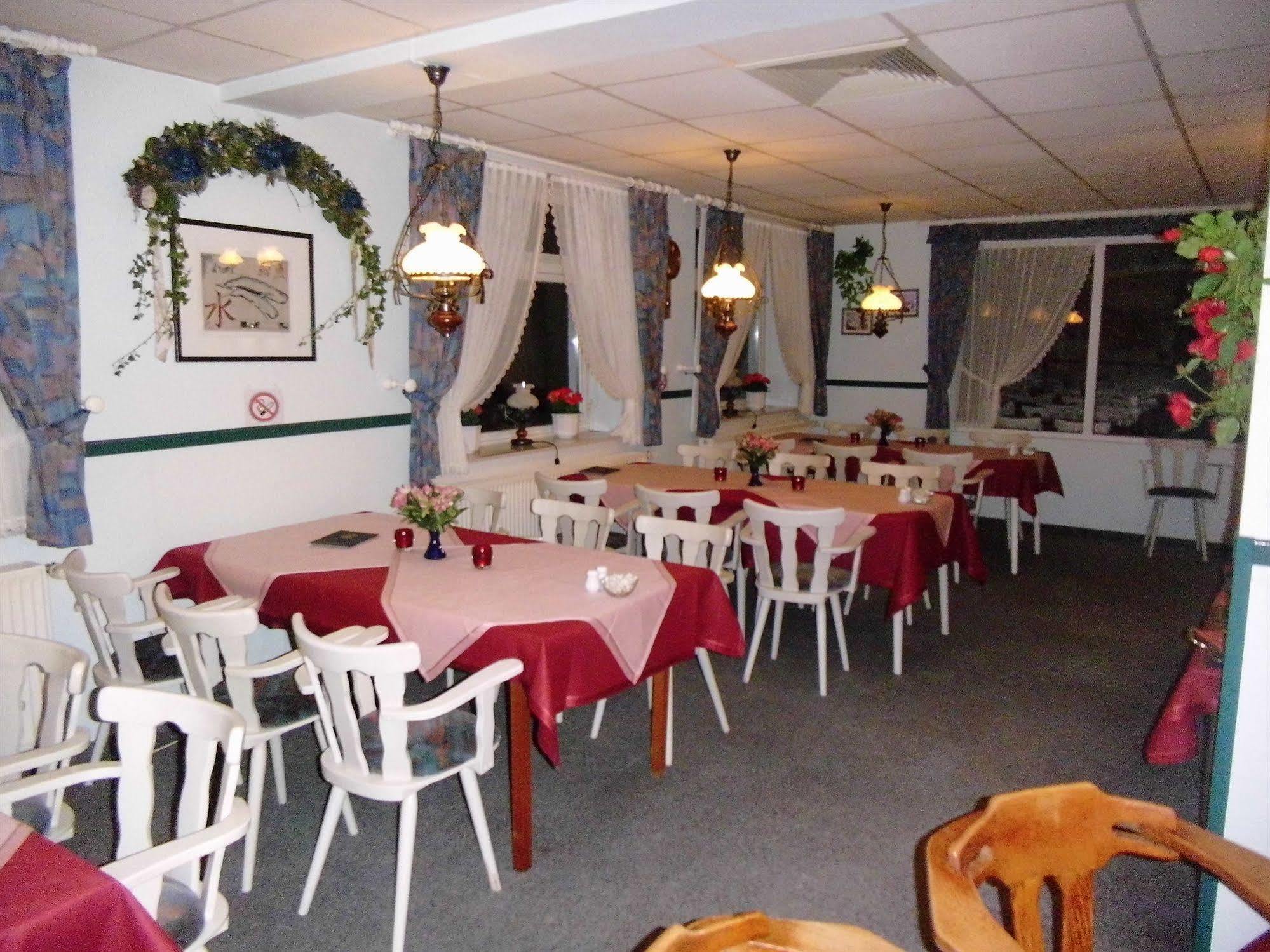 Hotel-Garni "Hof Von Hannover" Wittmund Zewnętrze zdjęcie
